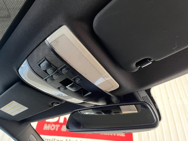 Used Mercedes-Benz C-Class 2012 for sale - 74799192: Photo 28