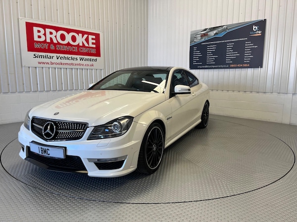 Used Mercedes-Benz C-Class 2012 for sale - 74799192: Photo 2