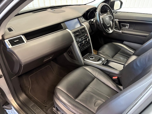 Used Land Rover Discovery Sport 2017 for sale - 73563814: Photo 10