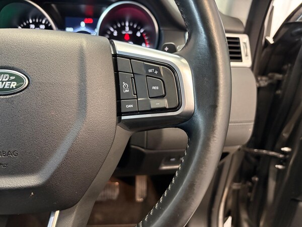 Used Land Rover Discovery Sport 2017 for sale - 73563814: Photo 25