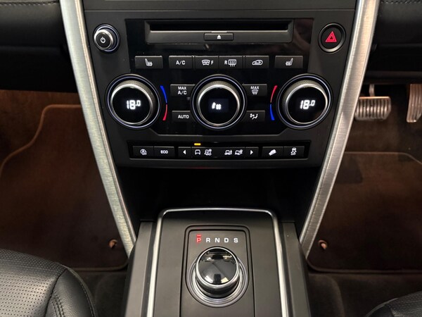 Used Land Rover Discovery Sport 2017 for sale - 73563814: Photo 30