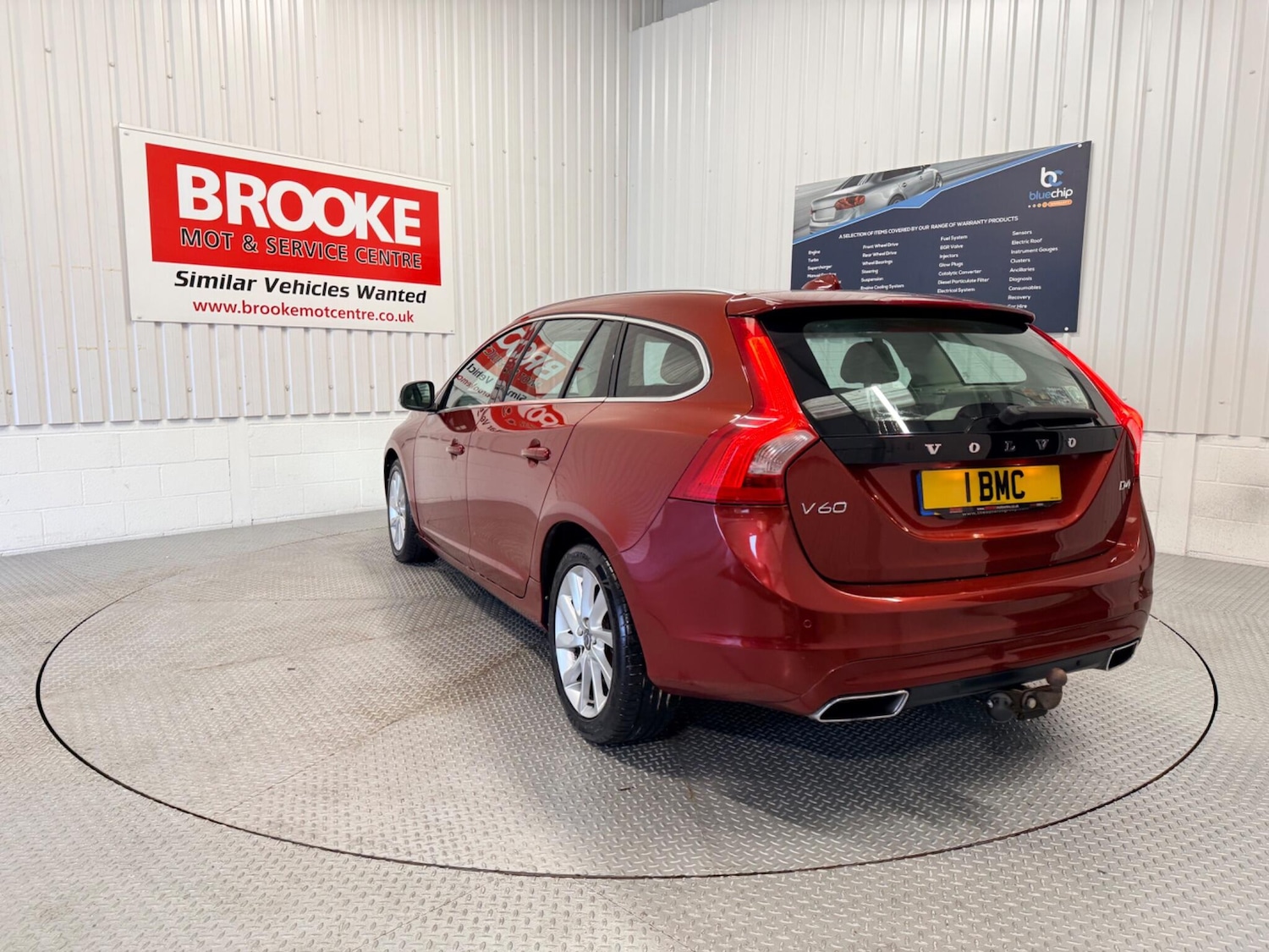 Used Volvo V60 2015 for sale - 77358743: Photo 9