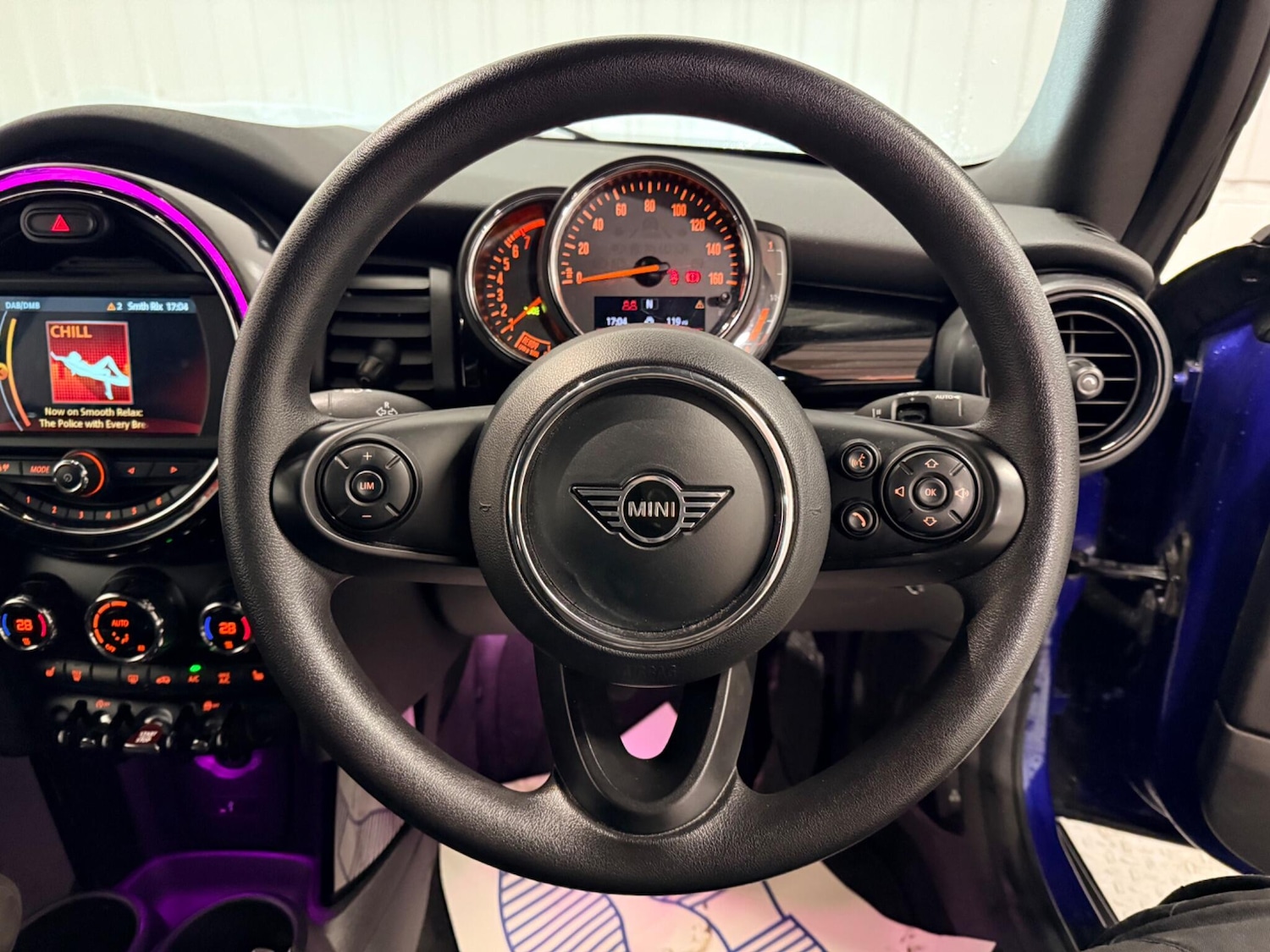 Used MINI Convertible 2018 for sale - 77330885: Photo 17