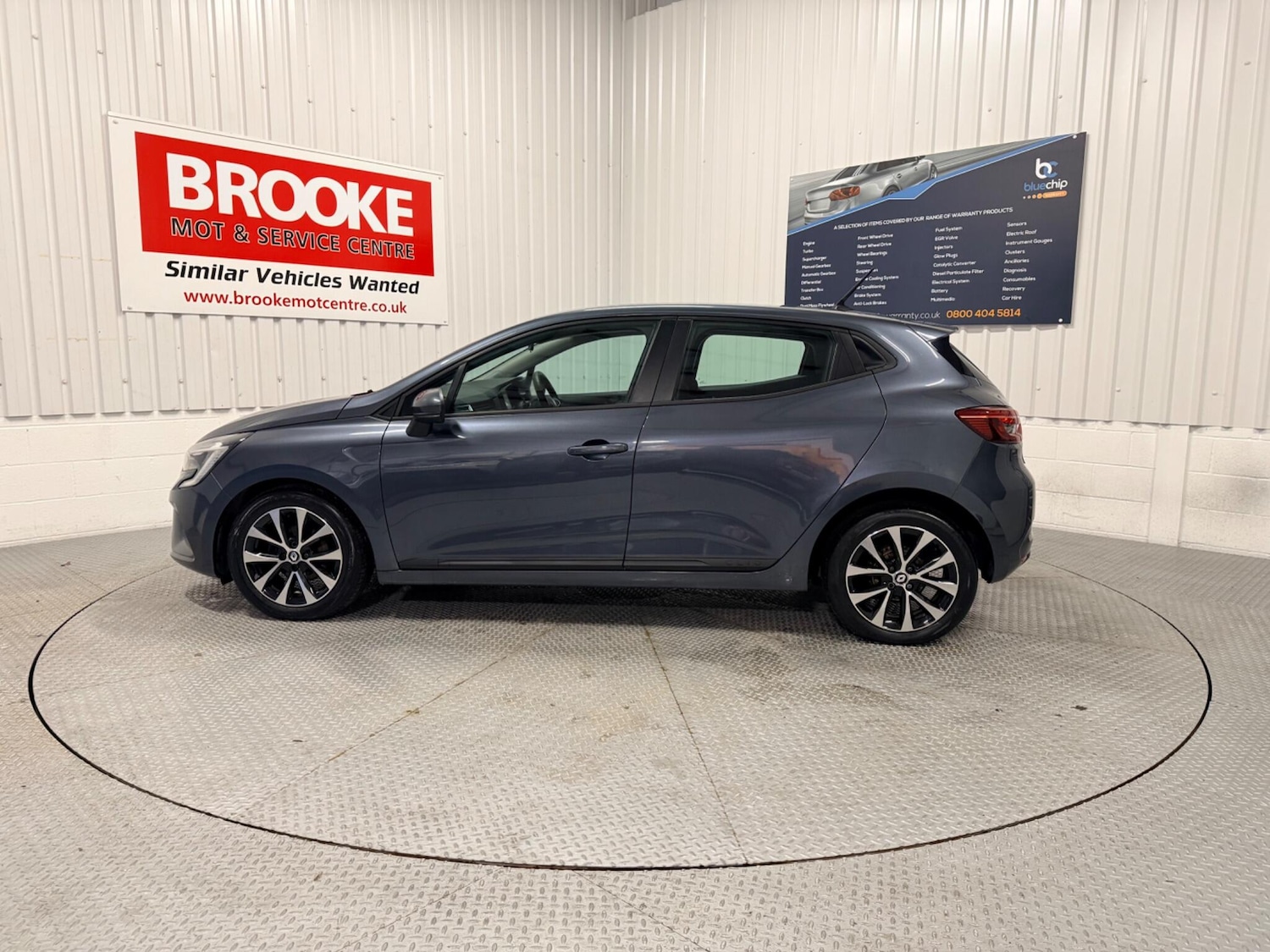 Used Renault Clio 2021 for sale - 77386808: Photo 10