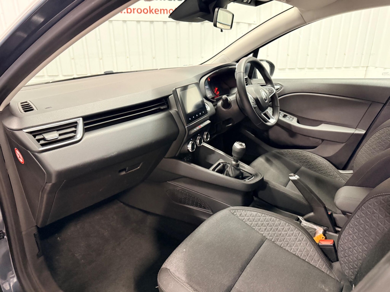 Used Renault Clio 2021 for sale - 77386808: Photo 13