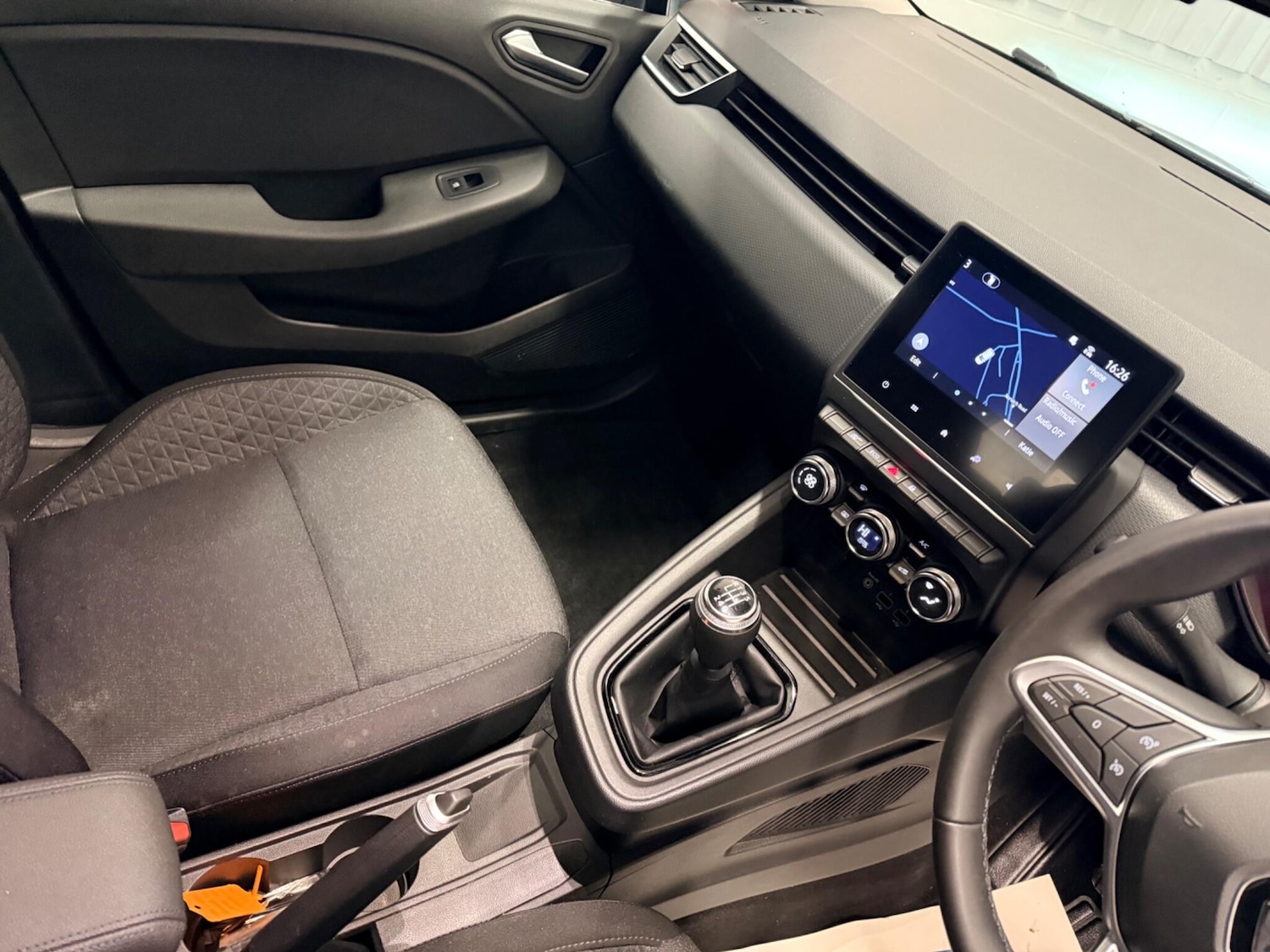 Used Renault Clio 2021 for sale - 77386808: Photo 25