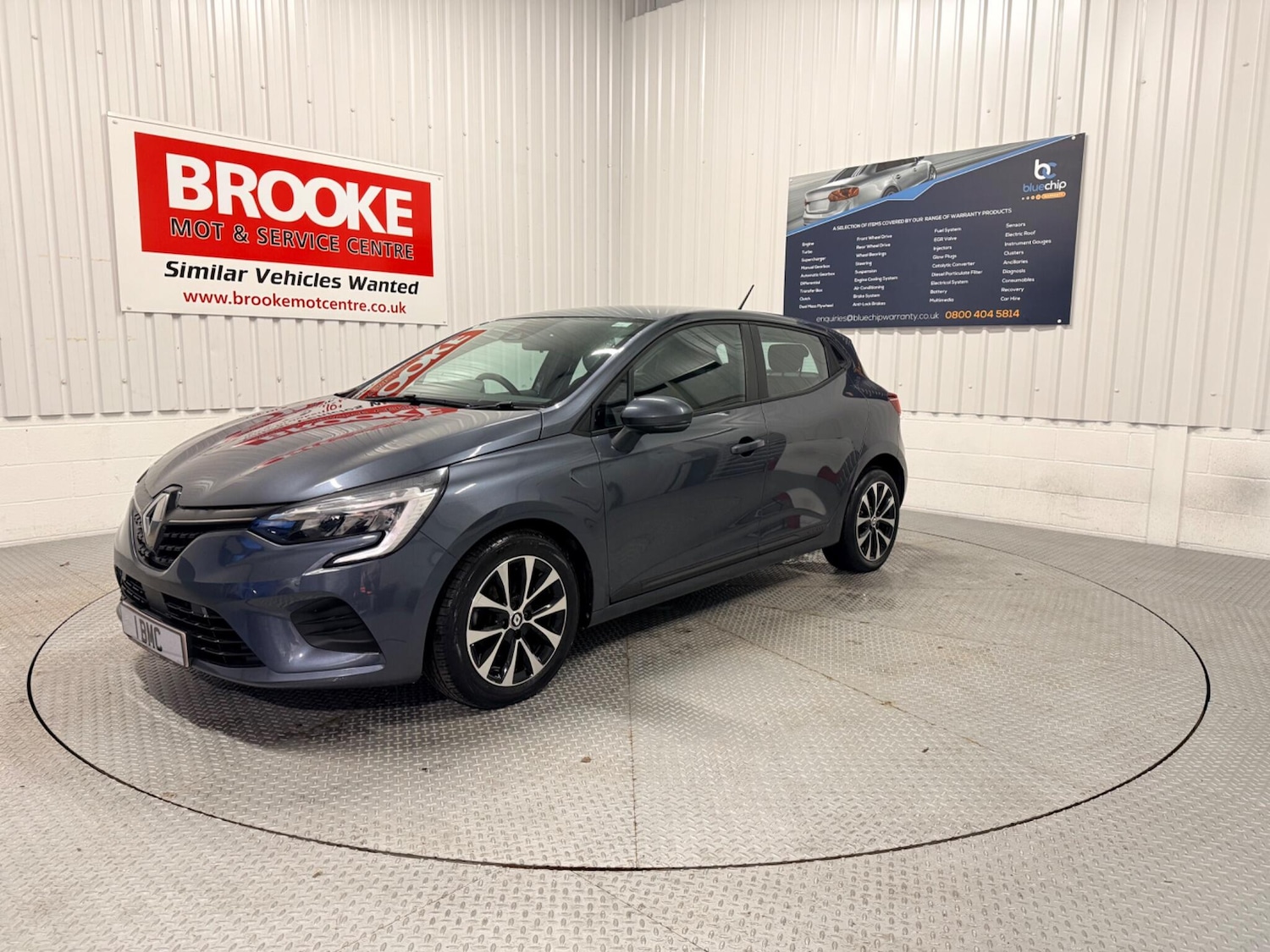 Used Renault Clio 2021 for sale - 77386808: Photo 3