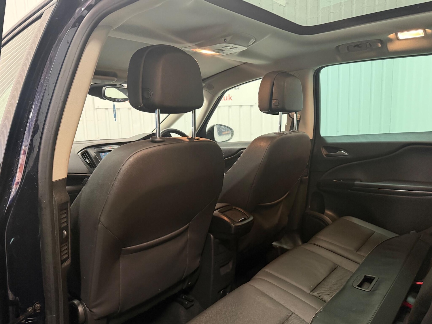 Used Vauxhall Zafira 2017 for sale - 77191382: Photo 13