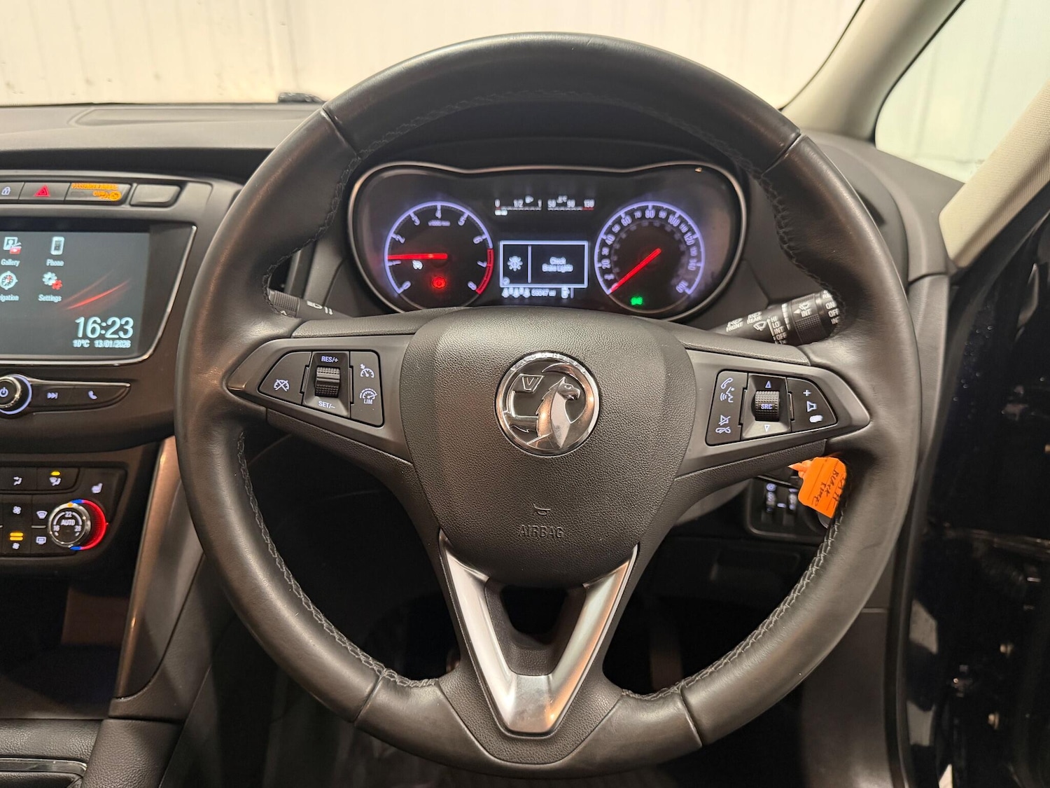 Used Vauxhall Zafira 2017 for sale - 77191382: Photo 21