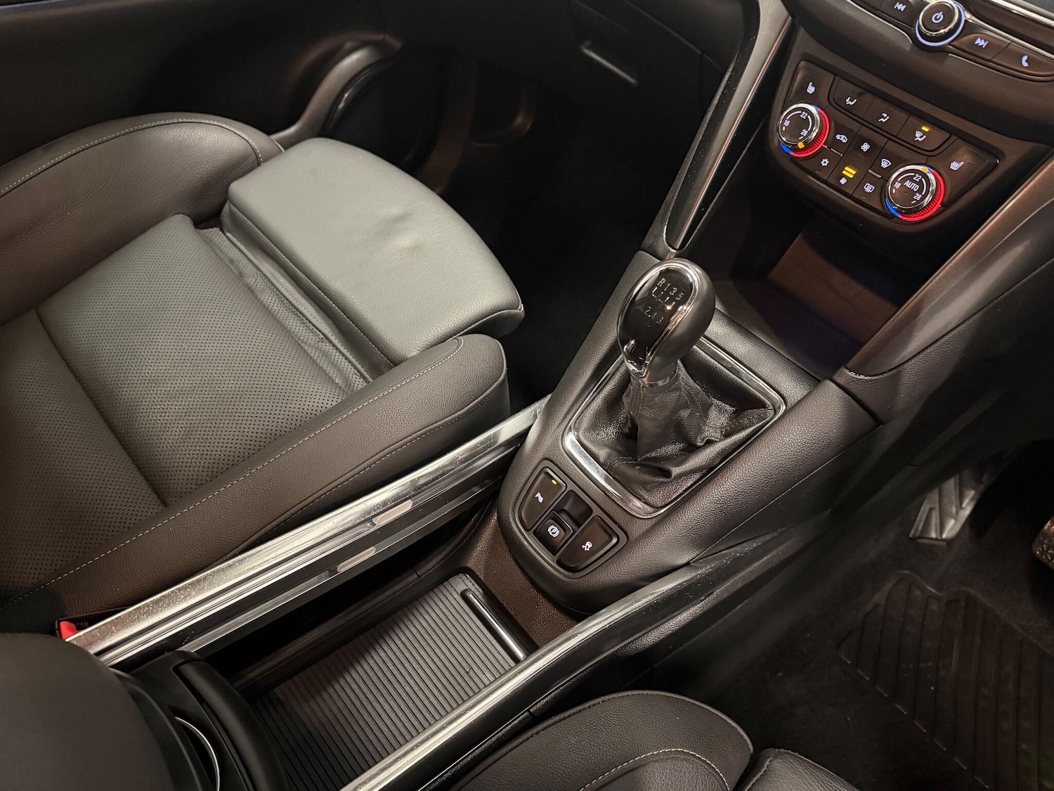 Used Vauxhall Zafira 2017 for sale - 77191382: Photo 28