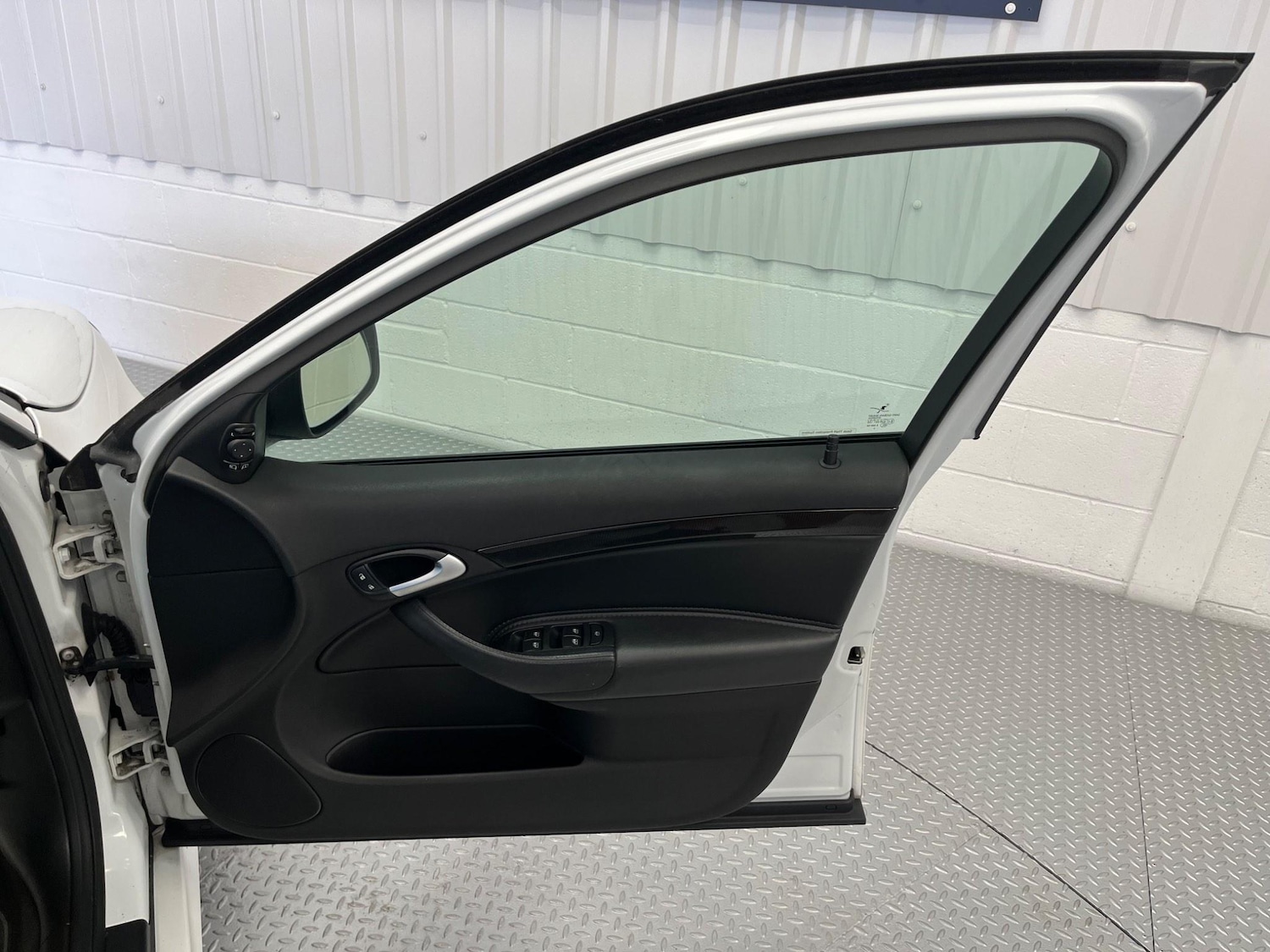 Used Saab 9-3 2010 for sale - 78101455: Photo 15