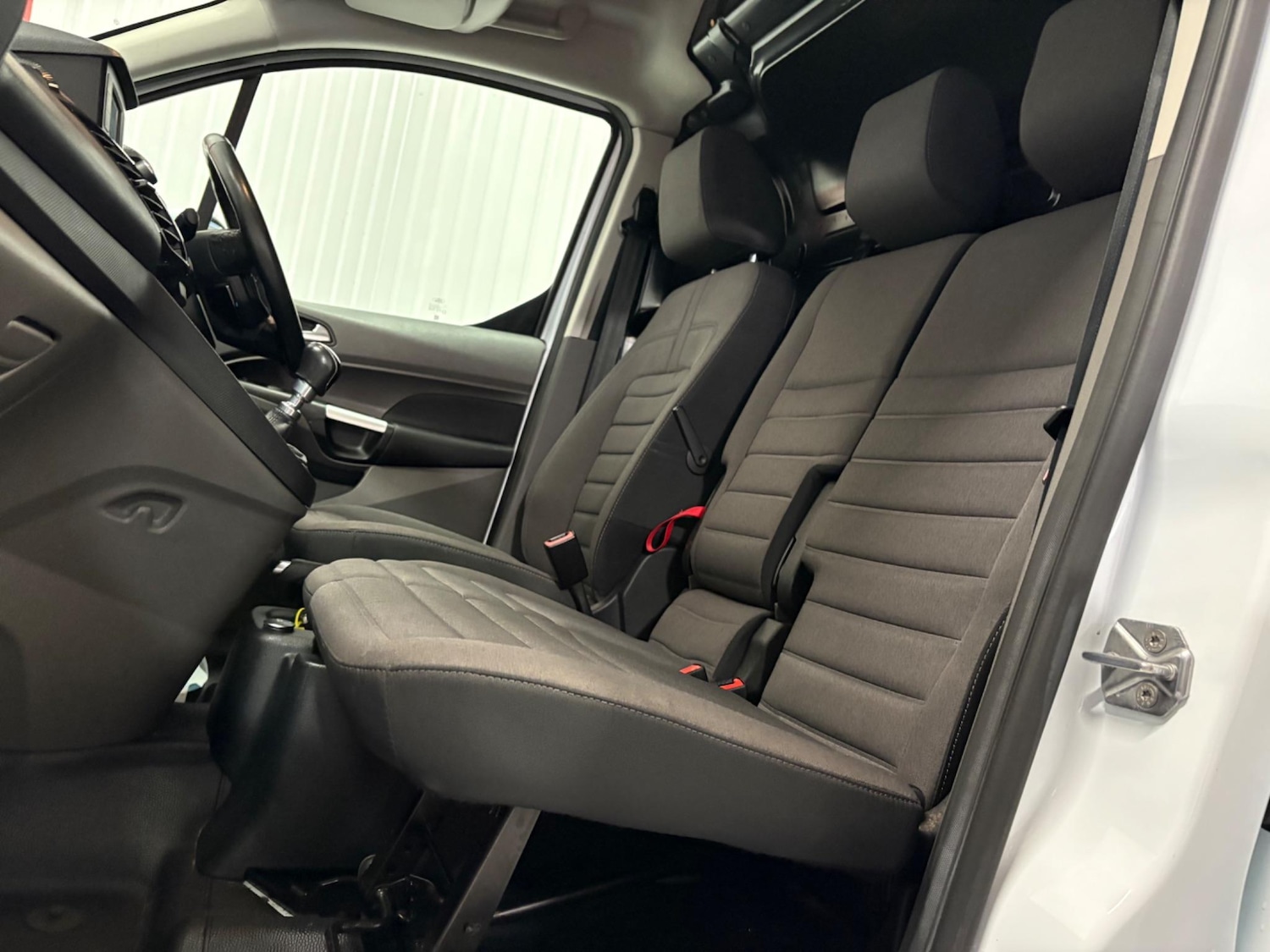 Used Ford Transit Connect 2019 for sale - 76801032: Photo 11