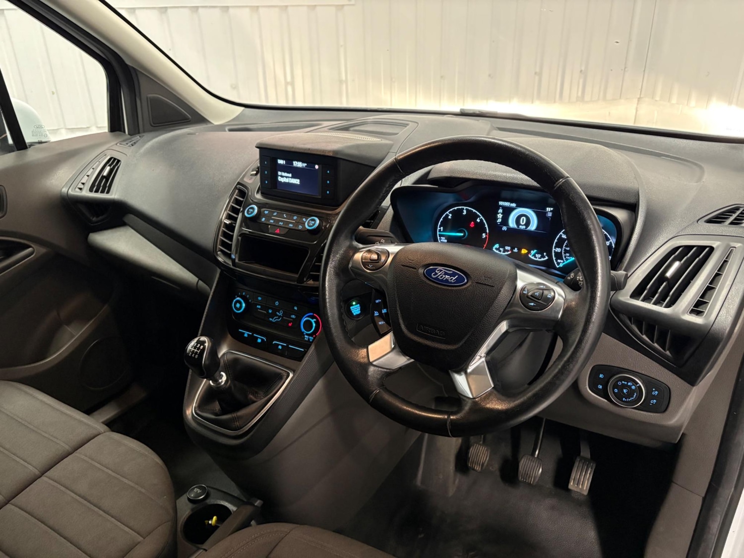 Used Ford Transit Connect 2019 for sale - 76801032: Photo 26