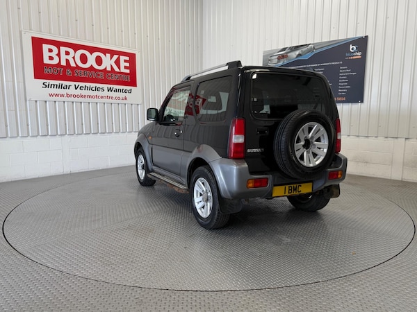 Used Suzuki Jimny 2009 for sale - 75658060: Photo 8