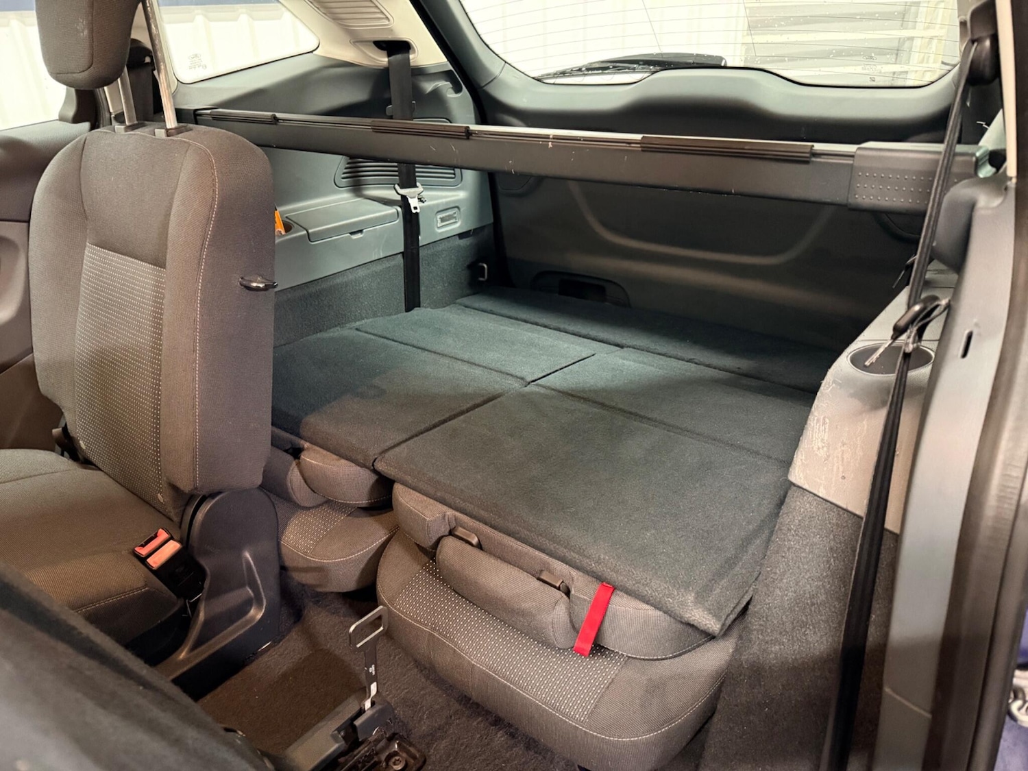 Used Ford Grand C-Max 2015 for sale - 77344060: Photo 14