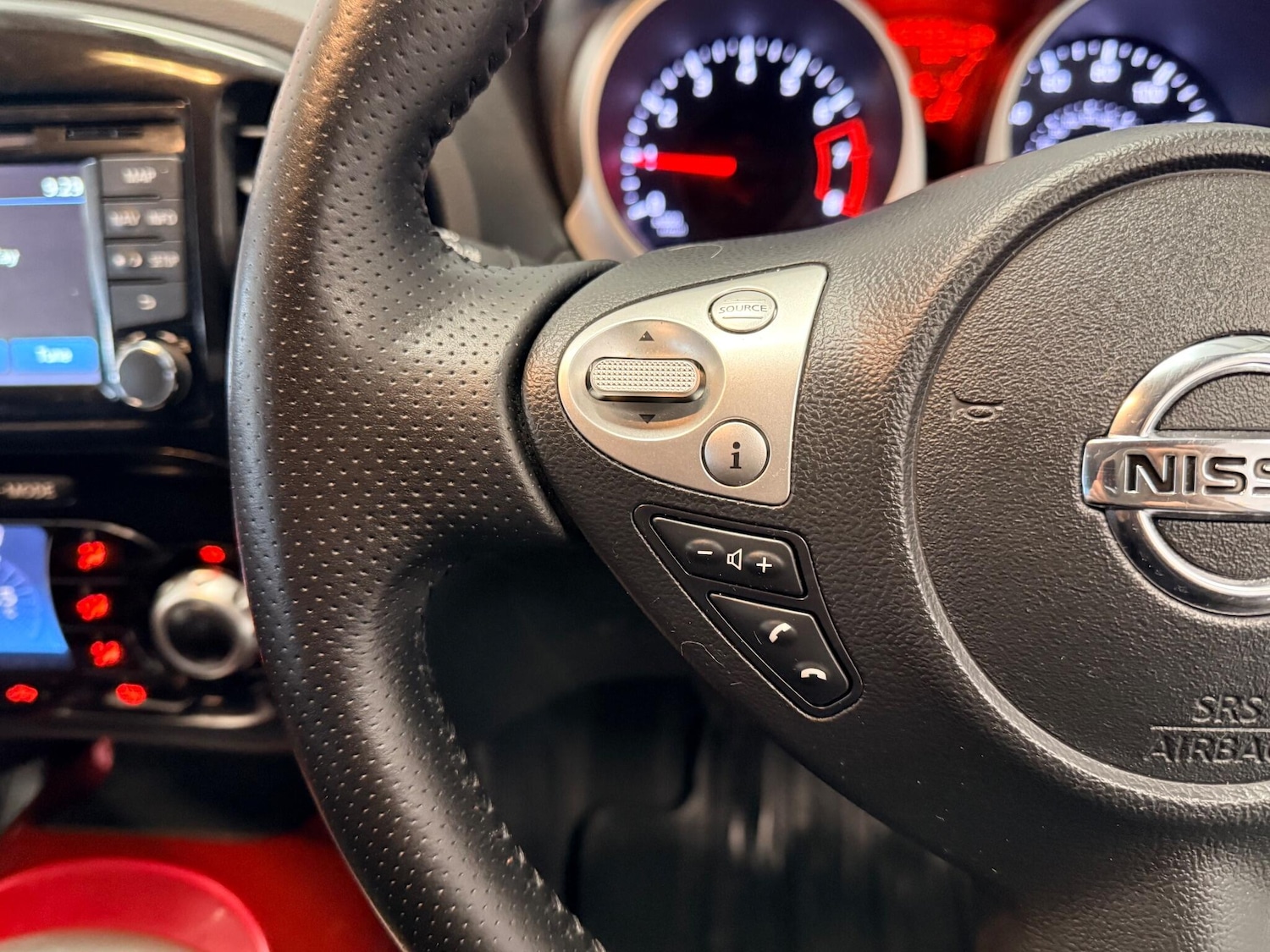 Used Nissan Juke 2014 for sale - 76498977: Photo 20