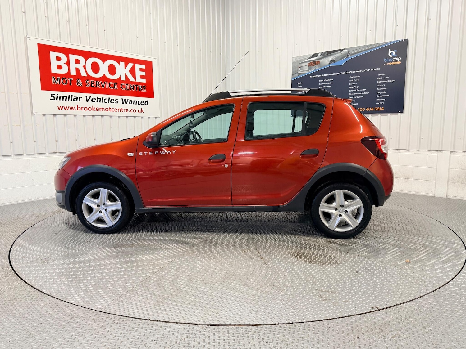 Used Dacia Sandero Stepway 2015 for sale - 76899367: Photo 10