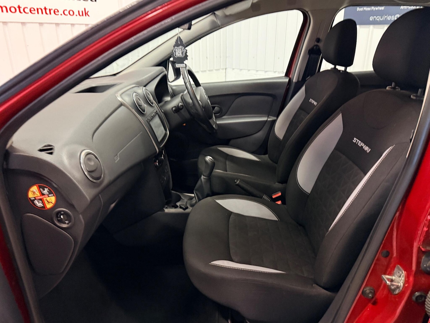 Used Dacia Sandero Stepway 2015 for sale - 76899367: Photo 14