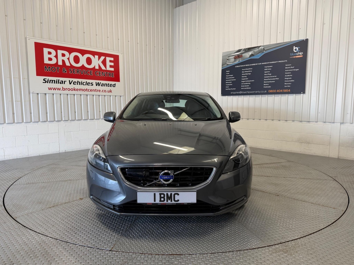 Used Volvo V40 2014 for sale - 77882084: Photo 9