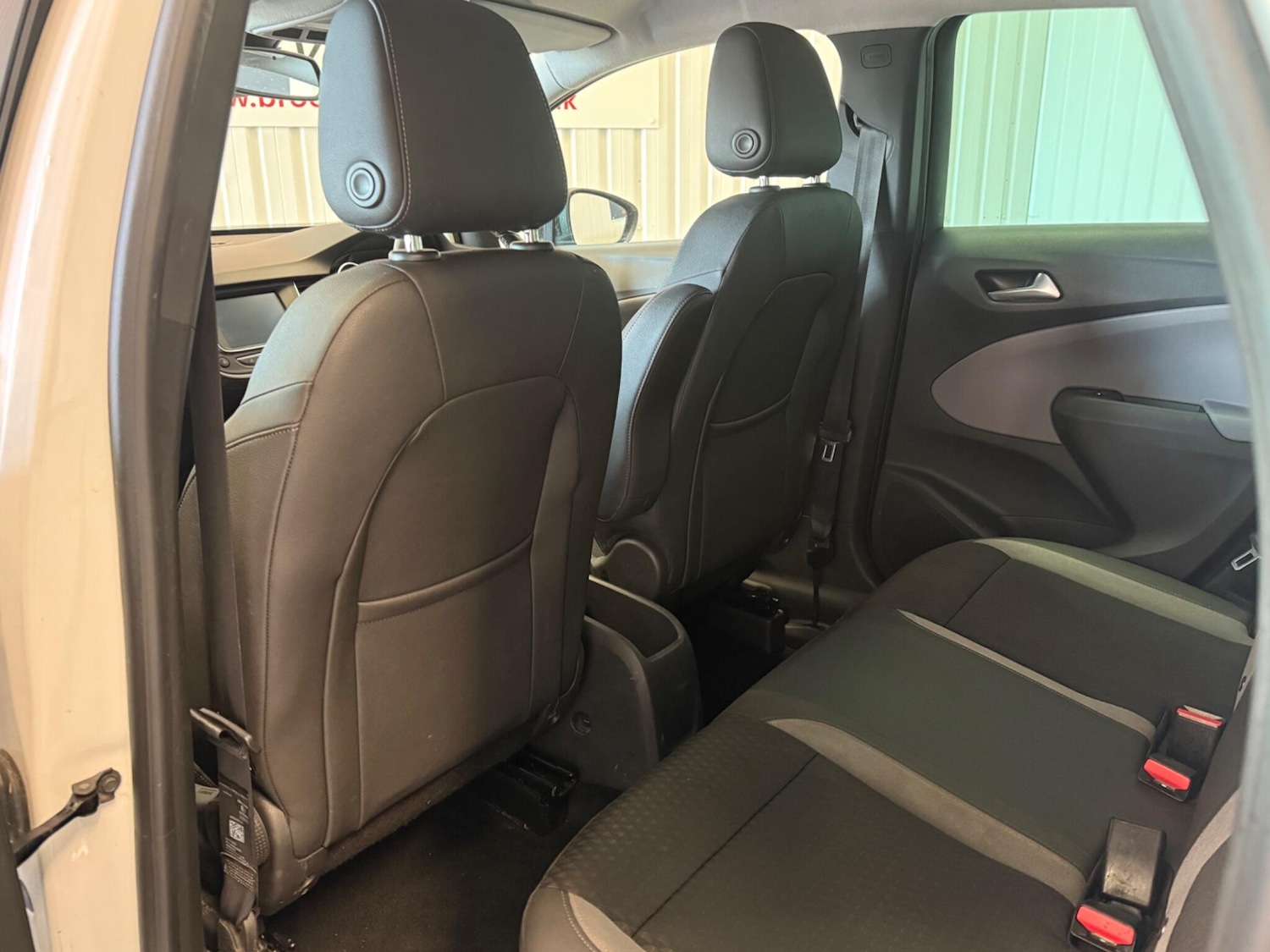 Used Vauxhall Crossland X 2018 for sale - 76260442: Photo 10