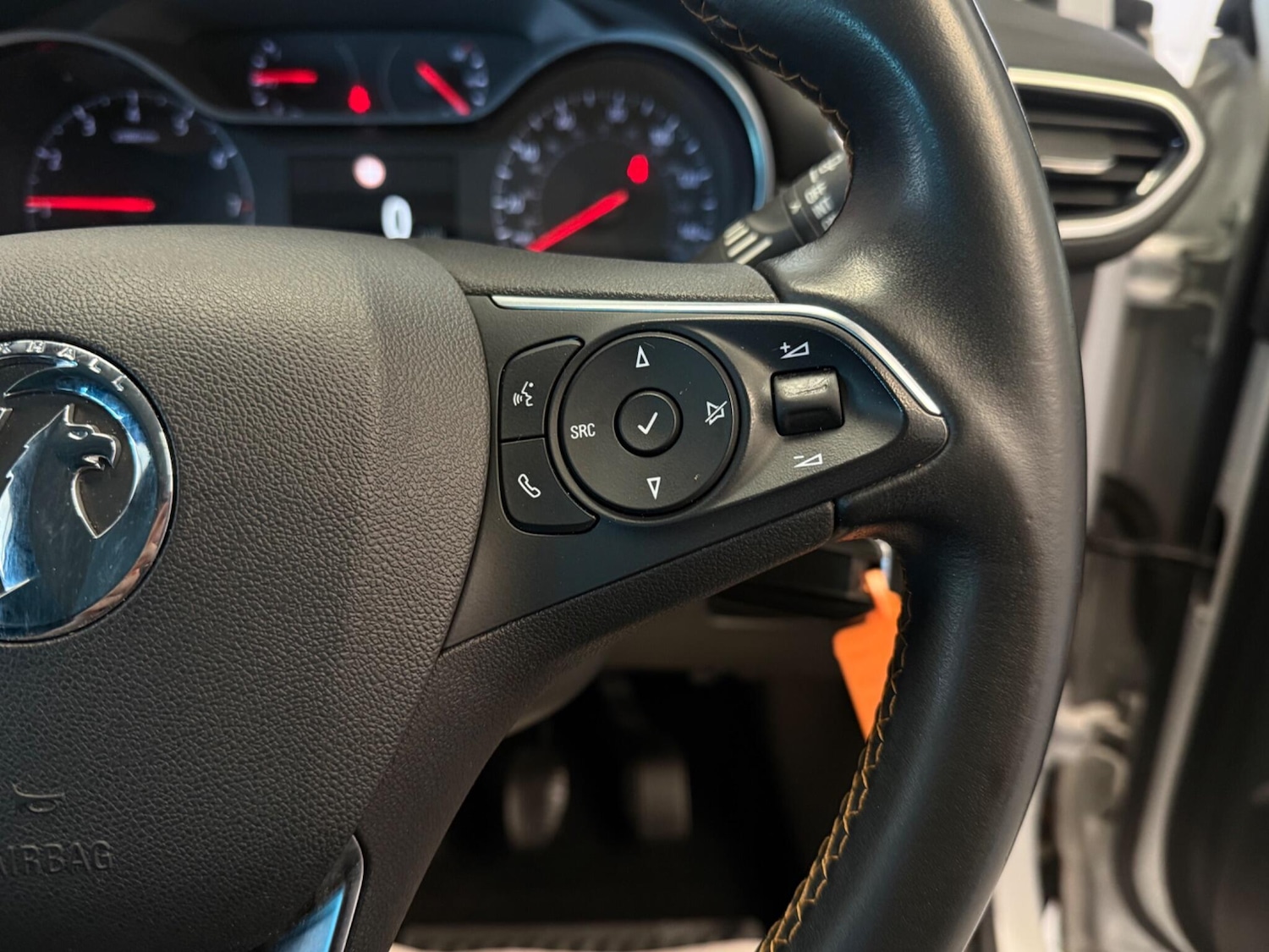 Used Vauxhall Crossland X 2018 for sale - 76260442: Photo 24