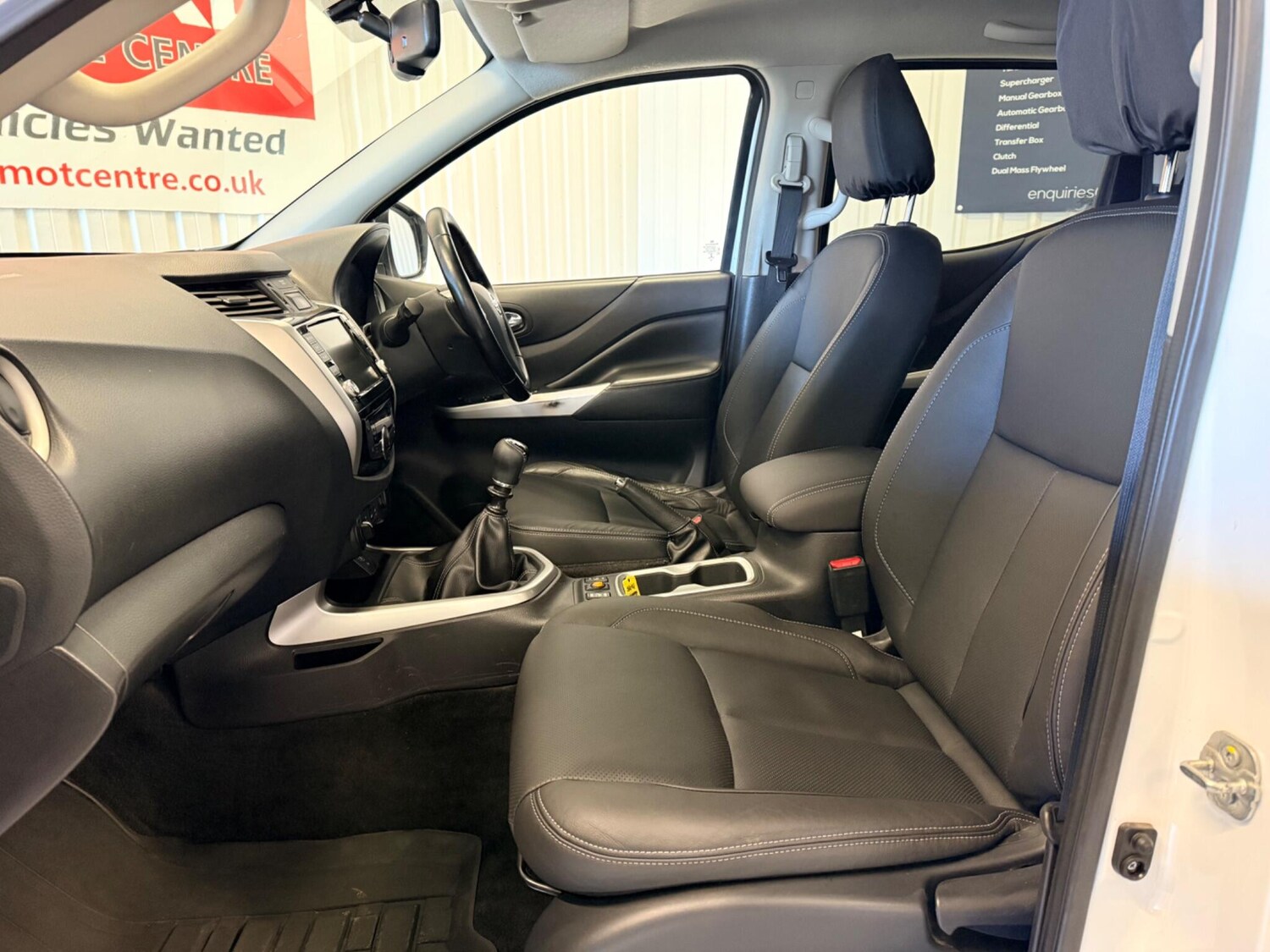 Used Nissan Navara 2021 for sale - 77737117: Photo 12