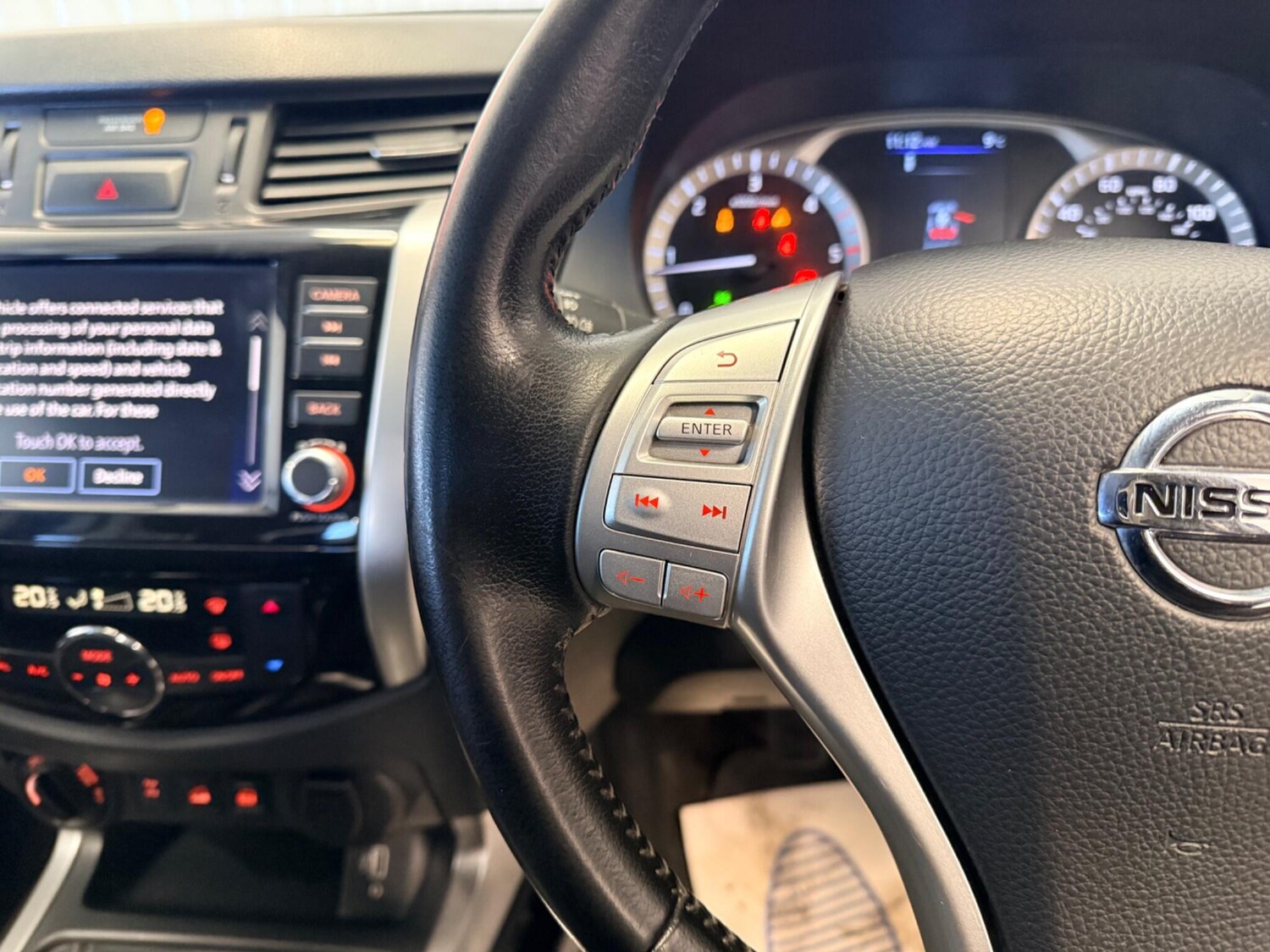 Used Nissan Navara 2021 for sale - 77737117: Photo 21