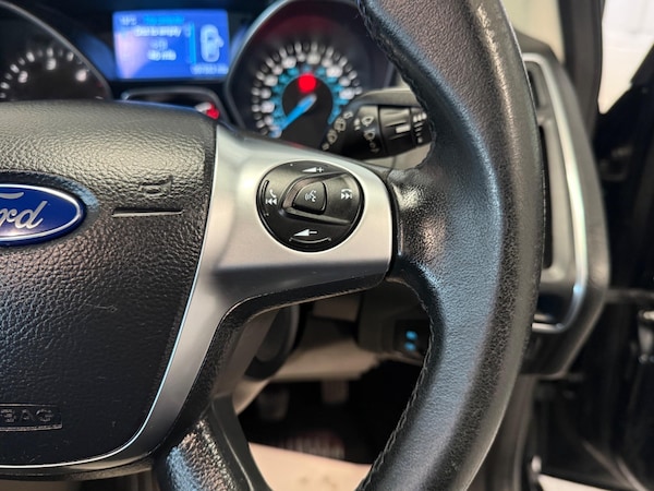Used Ford Focus 2015 for sale - 75350467: Photo 21