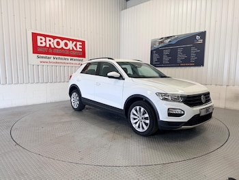 Used Volkswagen T-Roc 2018 for sale - 78116383: Photo