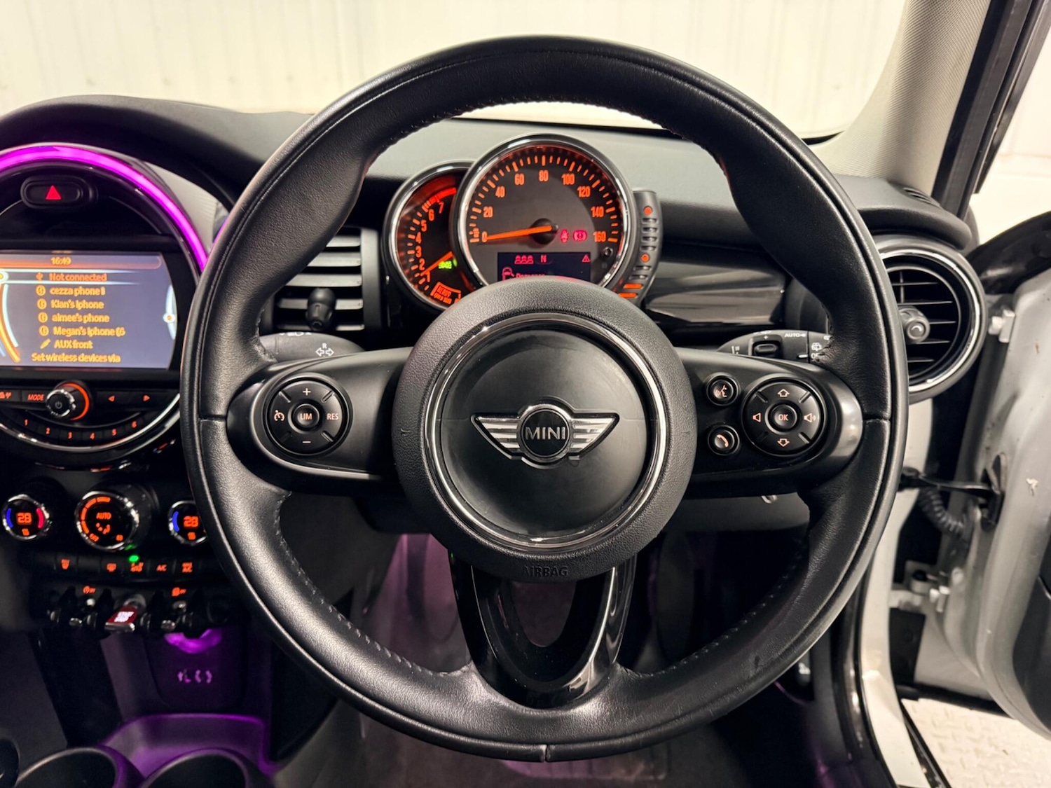 Used MINI Hatch 2015 for sale - 77253600: Photo 20