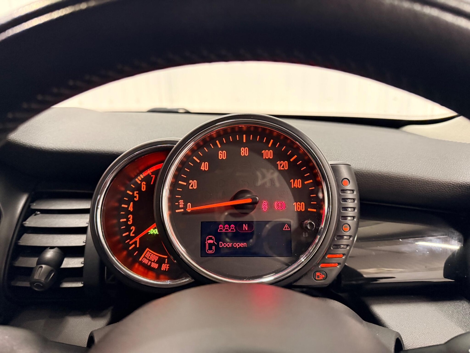 Used MINI Hatch 2015 for sale - 77253600: Photo 23