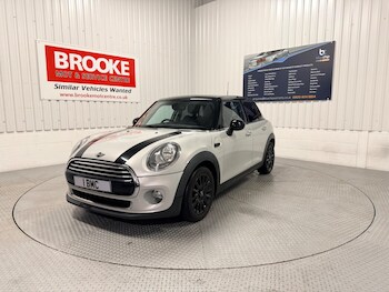 Used MINI Hatch 2015 for sale - 77253600: Photo