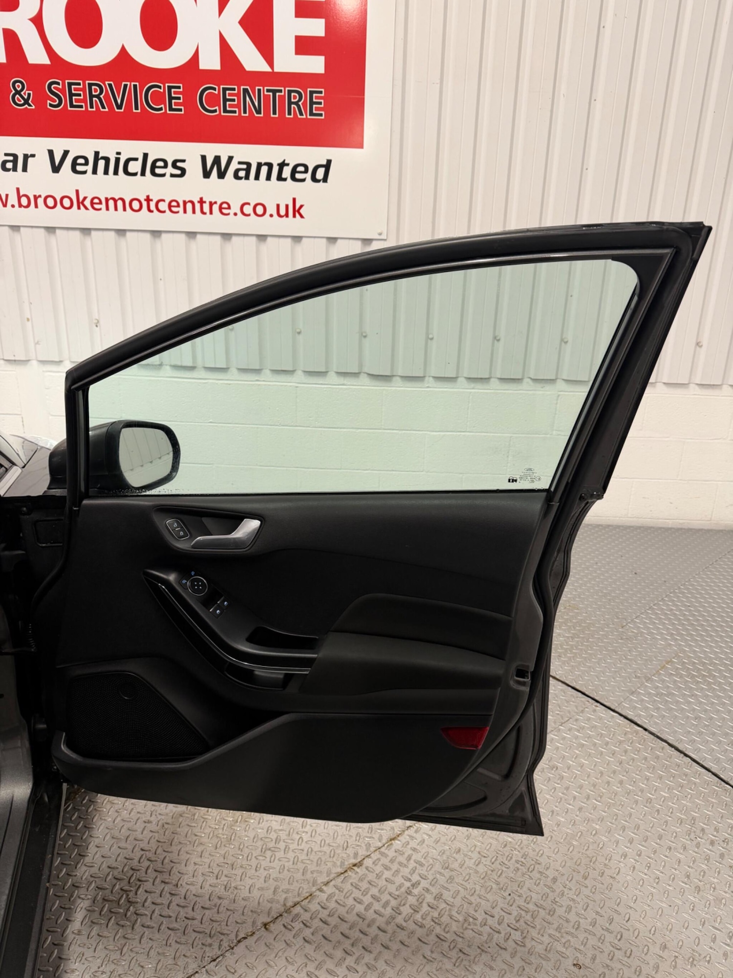 Used Ford Fiesta 2018 for sale - 77455597: Photo 16