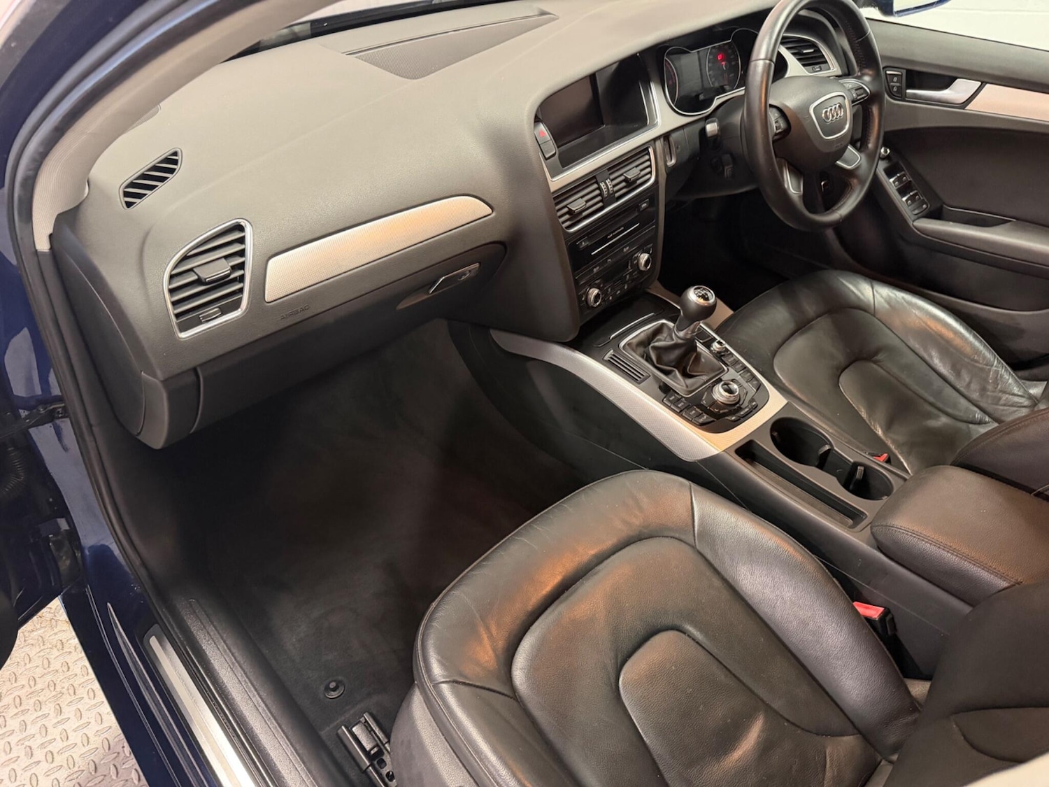 Used Audi A4 2012 for sale - 77455380: Photo 15