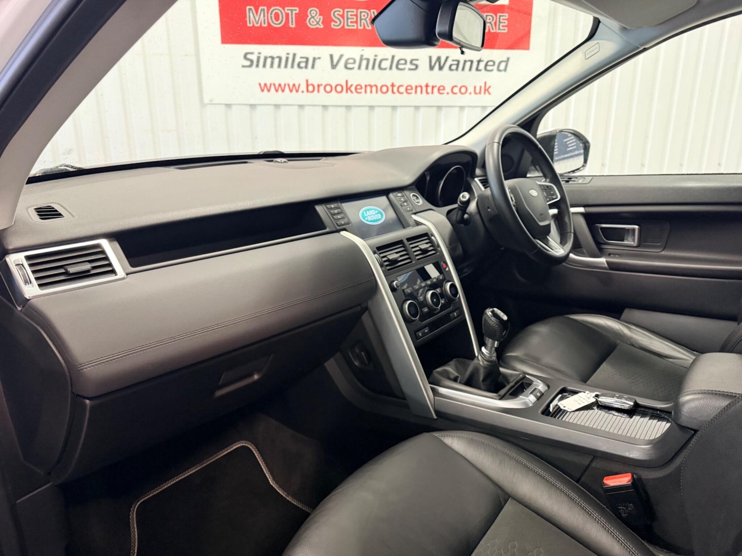 Used Land Rover Discovery Sport 2017 for sale - 77612133: Photo 13