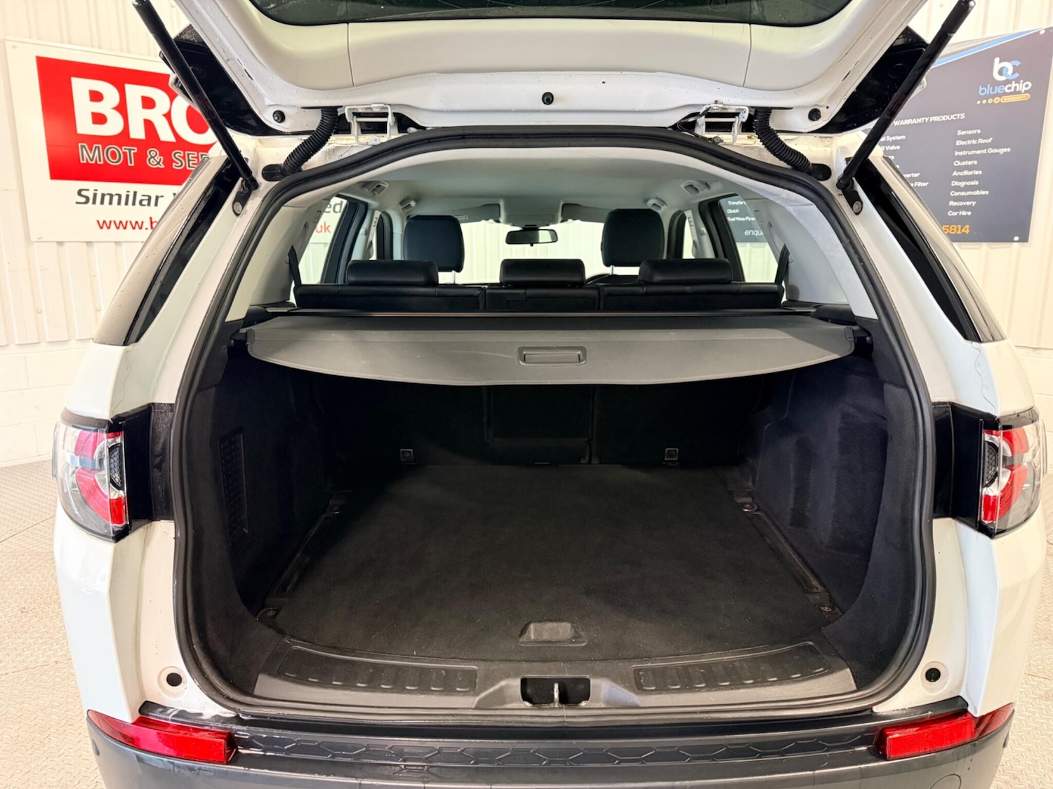 Used Land Rover Discovery Sport 2017 for sale - 77612133: Photo 15