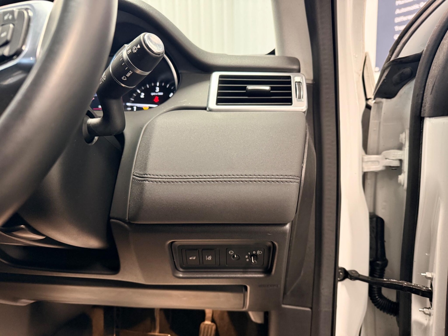 Used Land Rover Discovery Sport 2017 for sale - 77612133: Photo 25