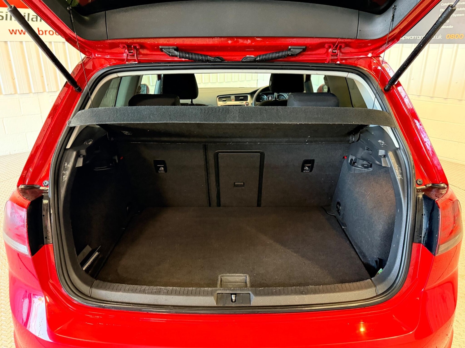 Used Volkswagen Golf 2015 for sale - 77131352: Photo 12