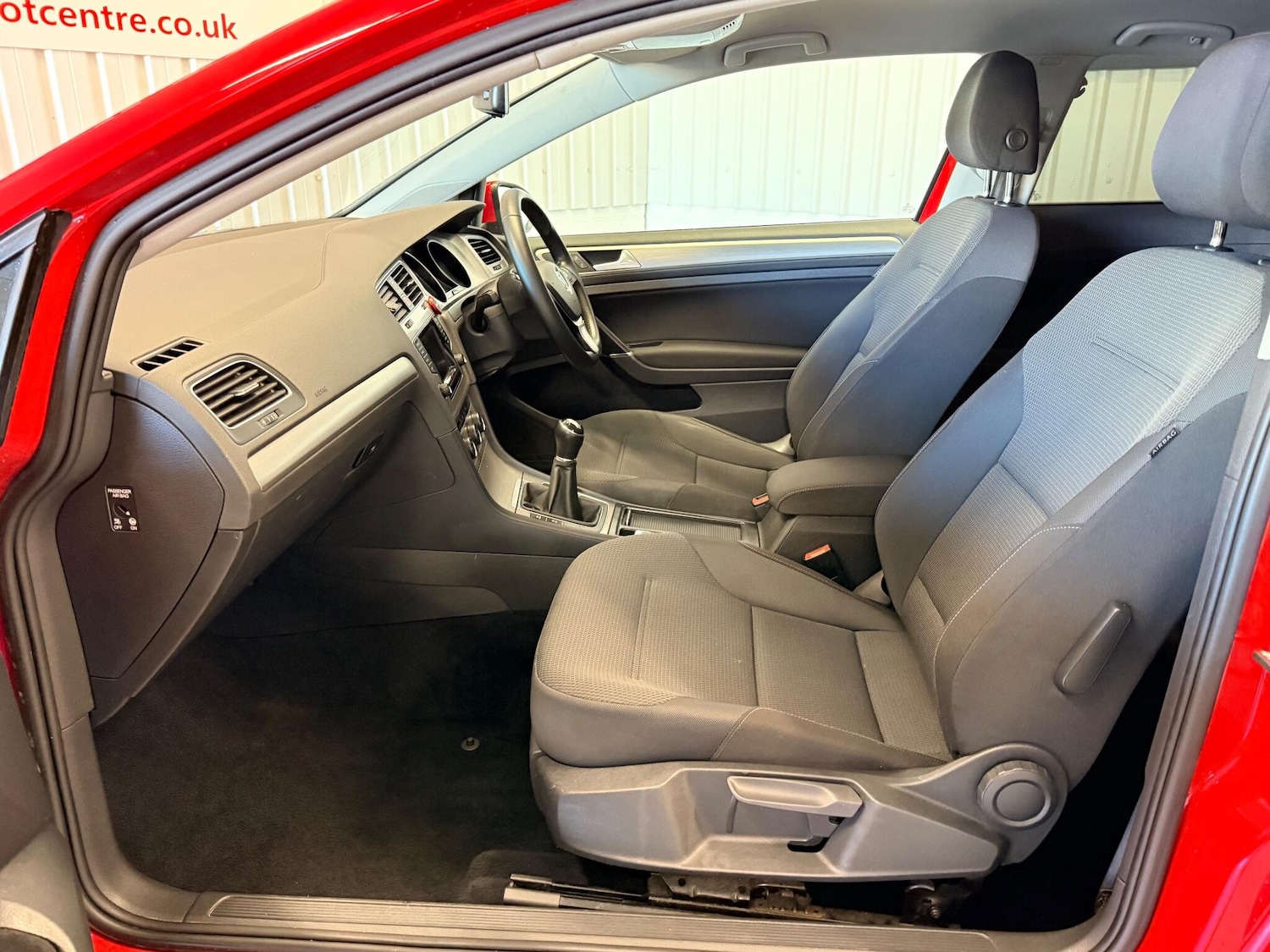 Used Volkswagen Golf 2015 for sale - 77131352: Photo 14