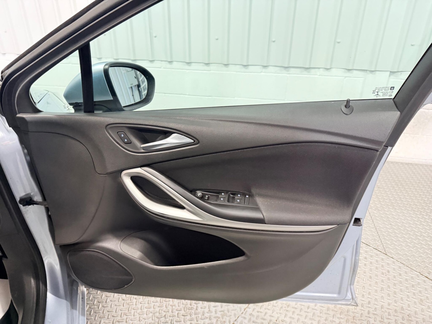 Used Vauxhall Astra for sale - 77440276: Photo 15