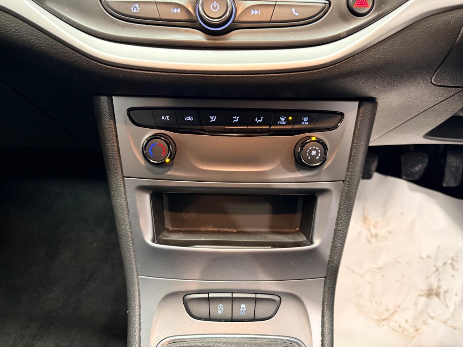 Used Vauxhall Astra for sale - 77440276: Photo 24