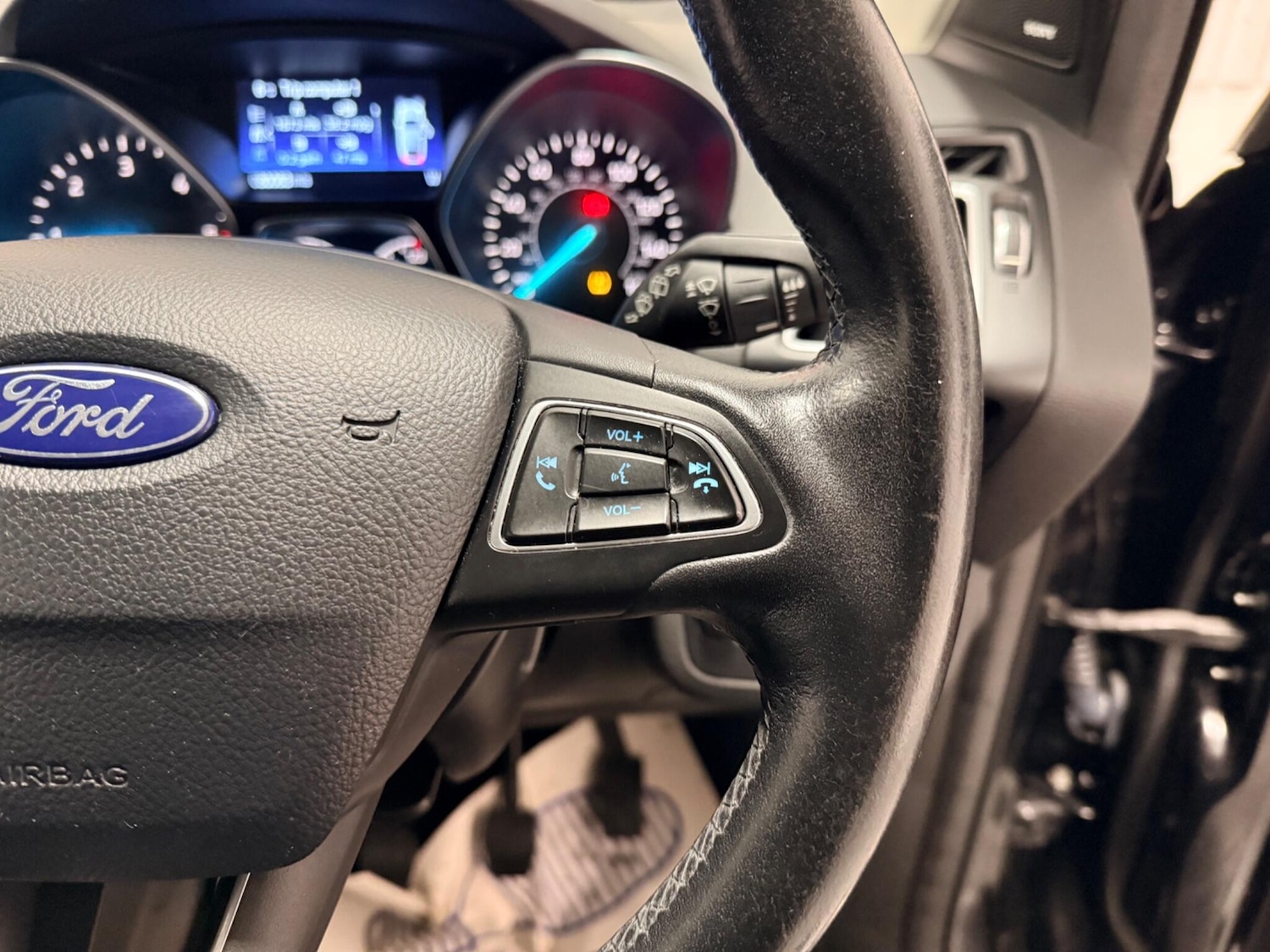 Used Ford Kuga 2017 for sale - 77358305: Photo 22