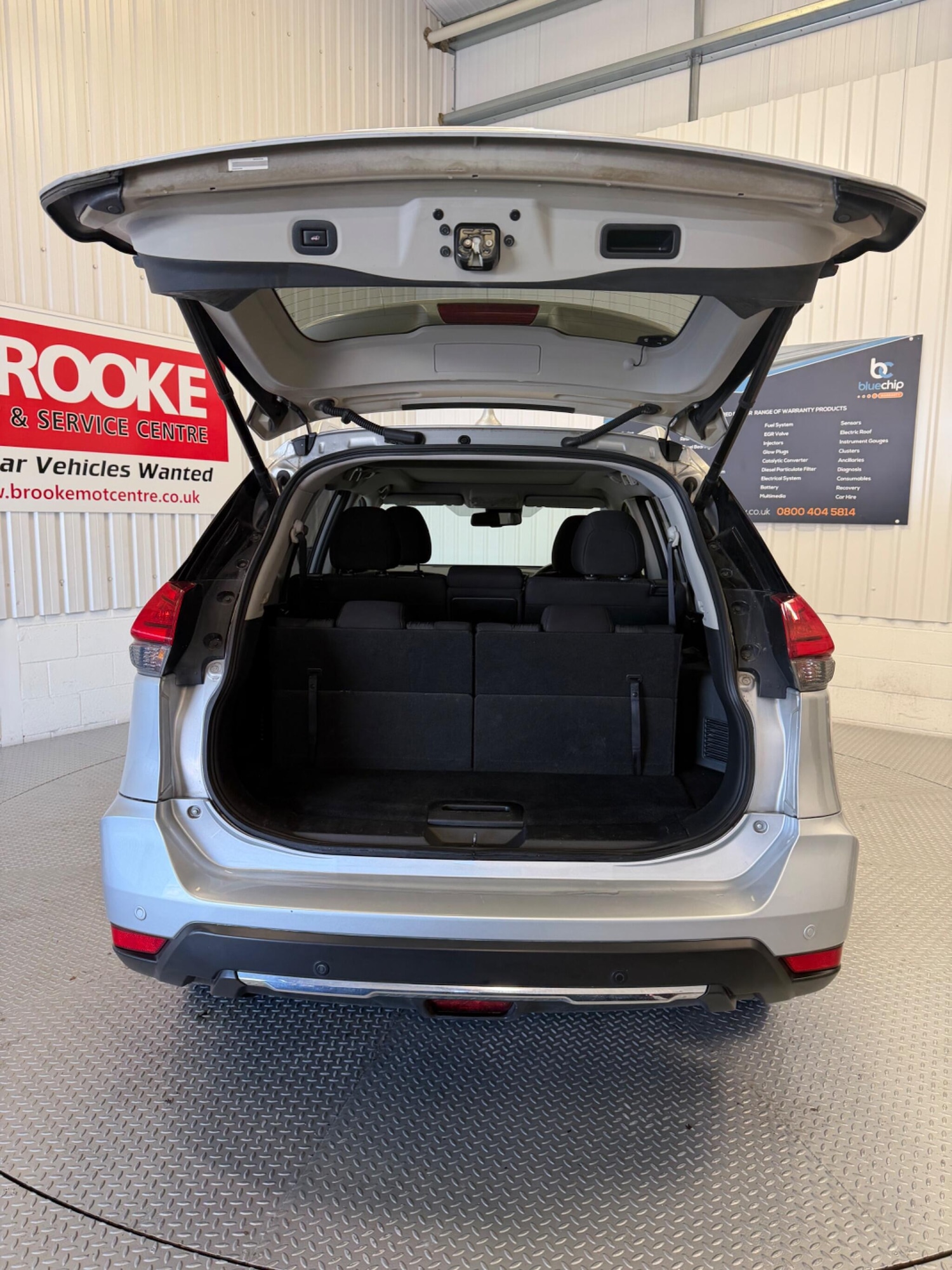 Used Nissan X-Trail 2018 for sale - 77957467: Photo 10