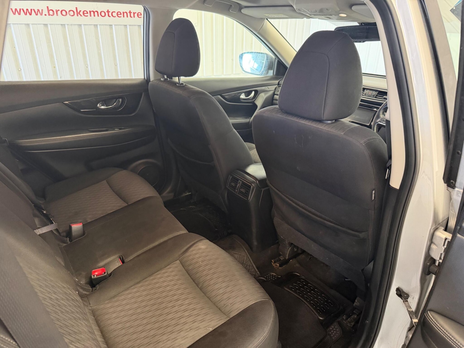 Used Nissan X-Trail 2018 for sale - 77957467: Photo 14