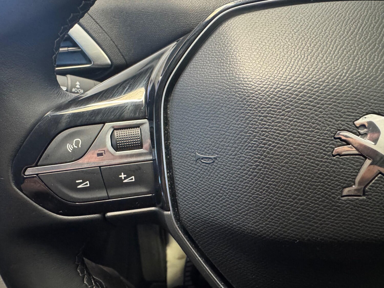 Used Peugeot 3008 2020 for sale - 78156998: Photo 23