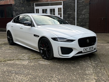 2023 - 2.0 D200 R-Dynamic HSE Black 4dr Auto