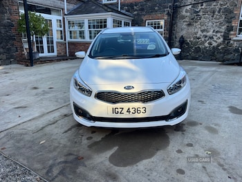 Used Kia Ceed 2018 for sale - 76690246: Photo