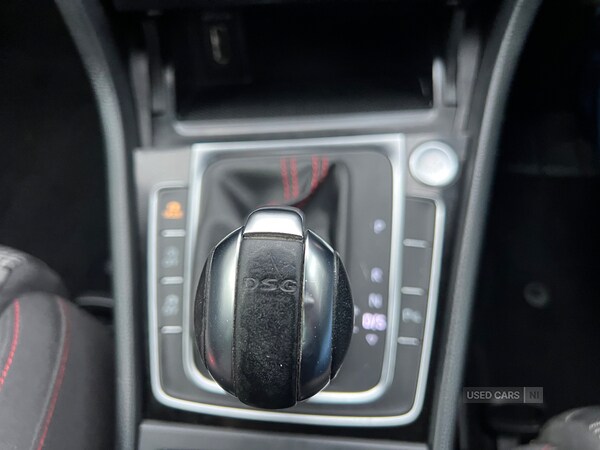 Used Volkswagen Golf 2015 for sale - 76914038: Photo 23