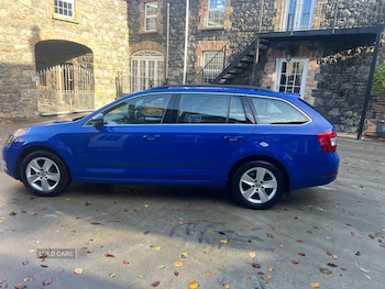Used Skoda Octavia 2020 for sale - 76441608: Photo