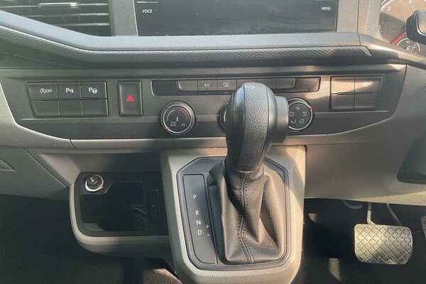 Used Volkswagen Transporter 2024 for sale - 74499945: Photo 17